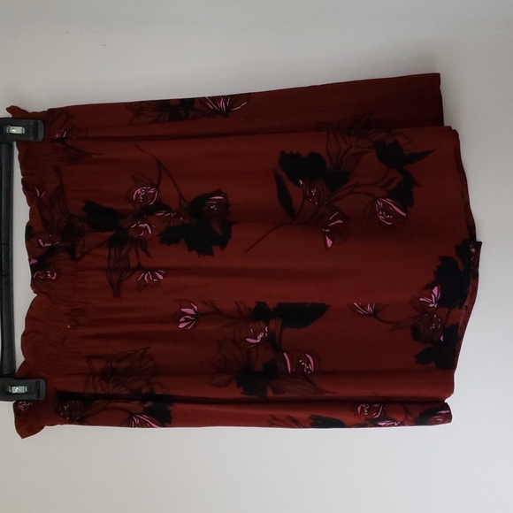 Skirt - Picture 6 of 7